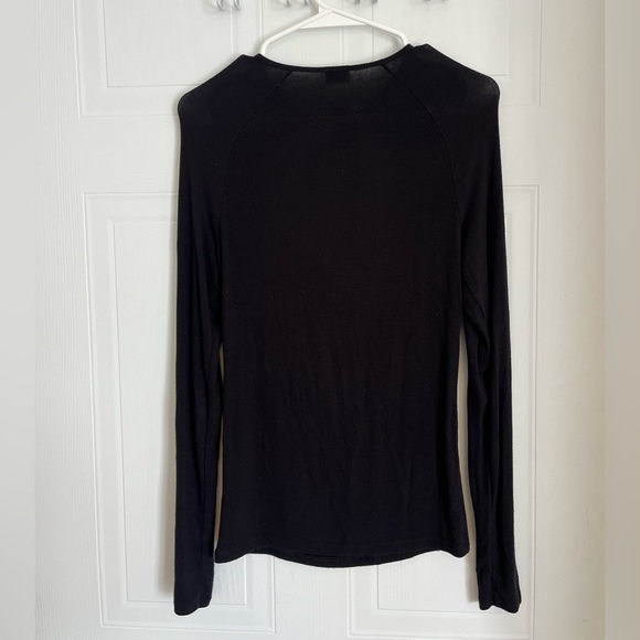 Black Wilfred long sleeve medium - Picture 3 of 3